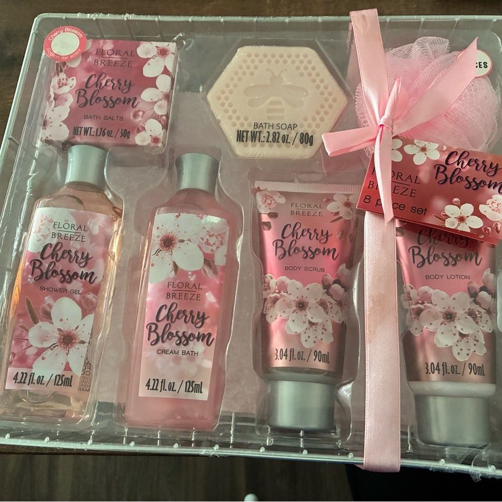 Cherry Blossom Bath & Body Set - Pink